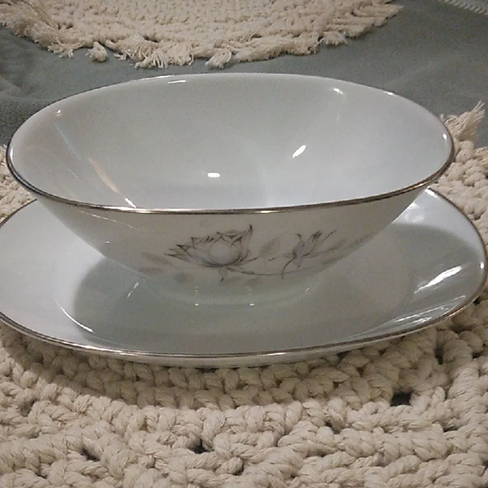 Vintage Rosenthal Bettina Gravy Boat 3436 29 & Creamer 3436 /16